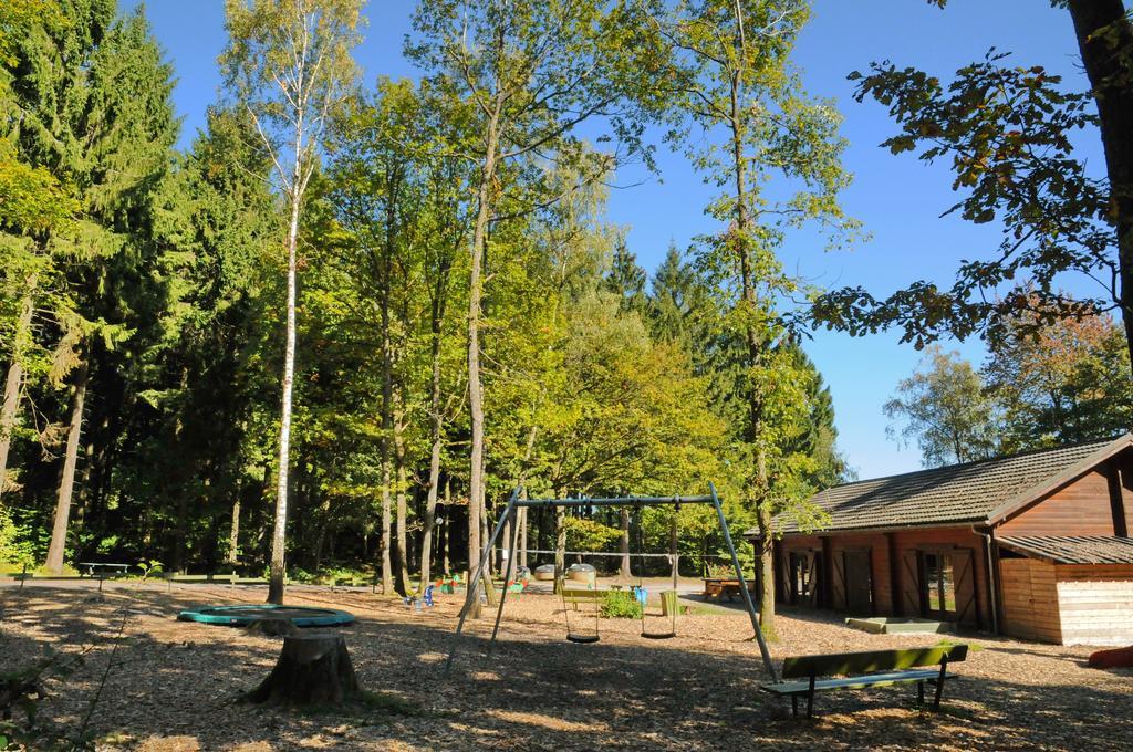 Village De Vacances D'Oignies Zewnętrze zdjęcie