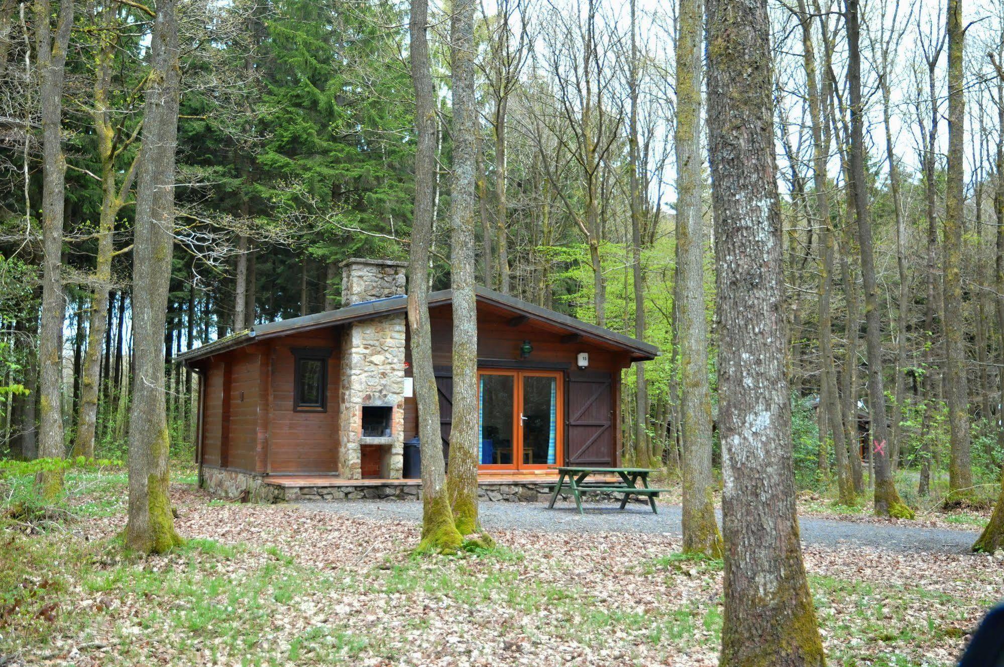 Village De Vacances D'Oignies Zewnętrze zdjęcie