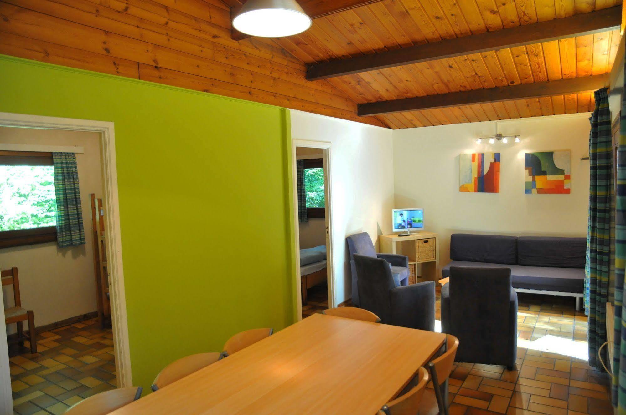 Village De Vacances D'Oignies Zewnętrze zdjęcie